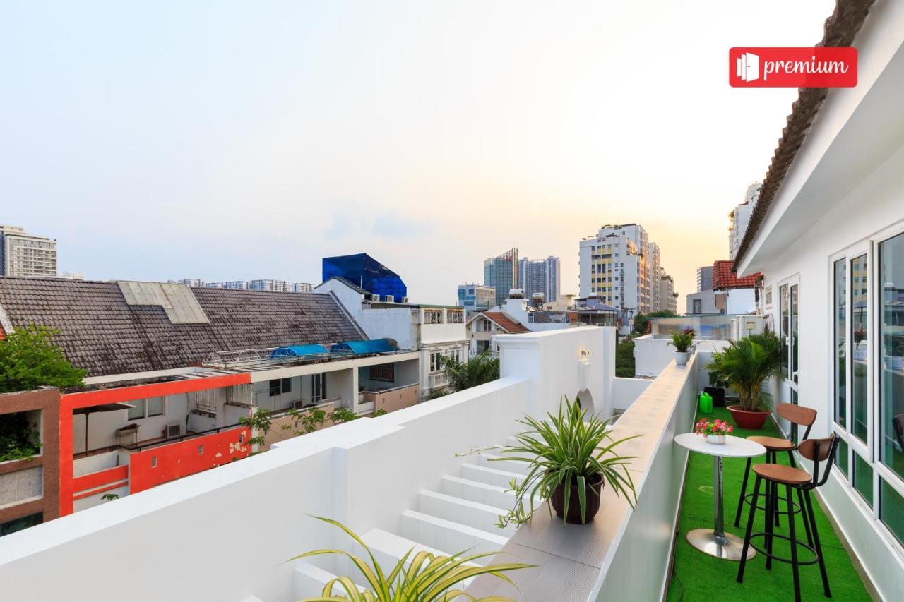 Reddoorz Ura Hotel Hung Phuoc 4 Ho Chi Minh City Exterior photo